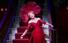 Bette Midler neemt afscheid van Broadway musical Hello Dolly